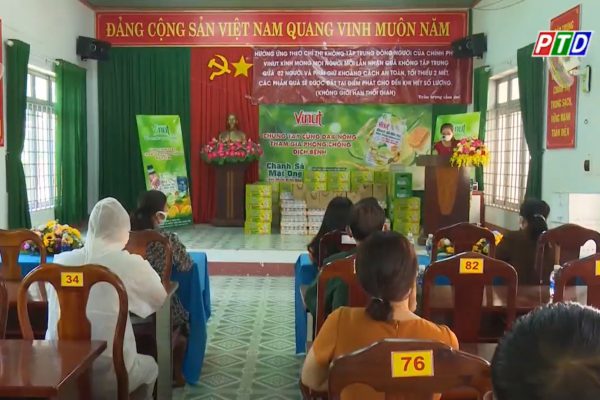 Vinut phối hợp cùng NPP Hoàng Anh trao tặng 400 phần quà cho người dân khó khăn tại Đắk Nông