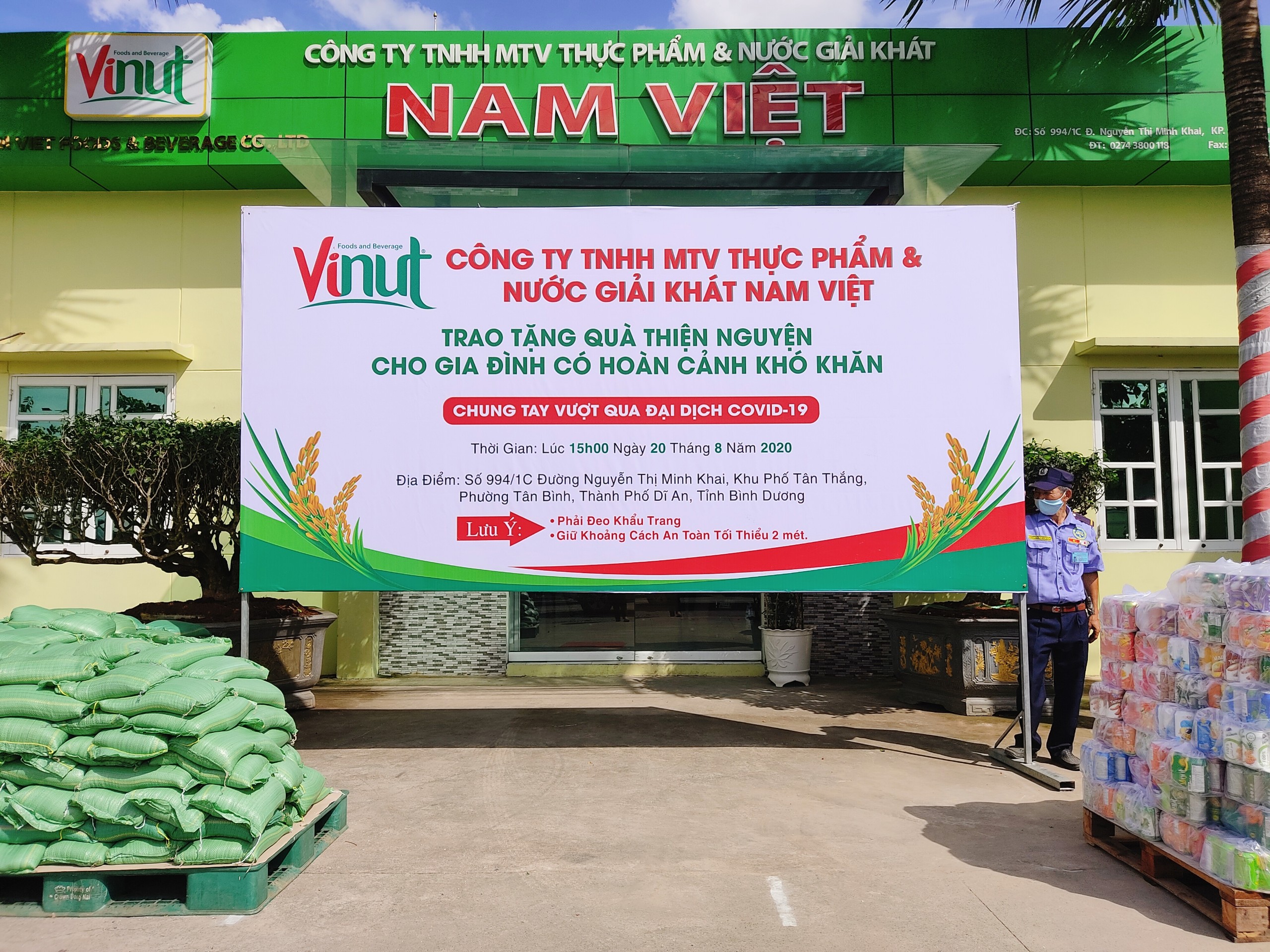 VINUT dành tặng hàng trăm phần quà tại Bình Dương