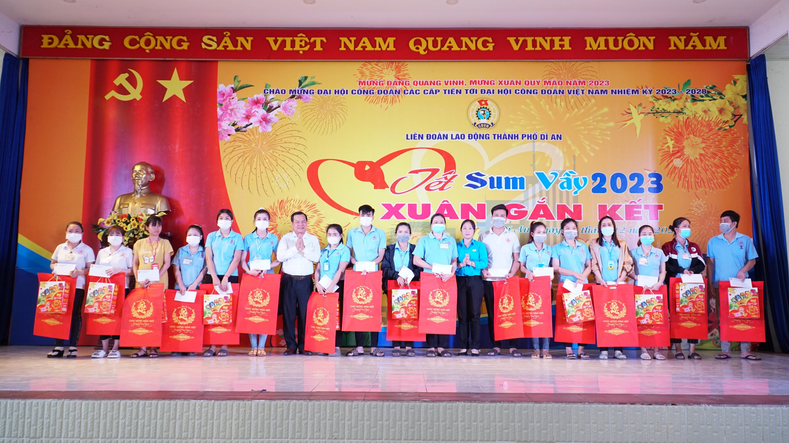 Vinut Xuân gắn kết - Tết sum vầy 2023