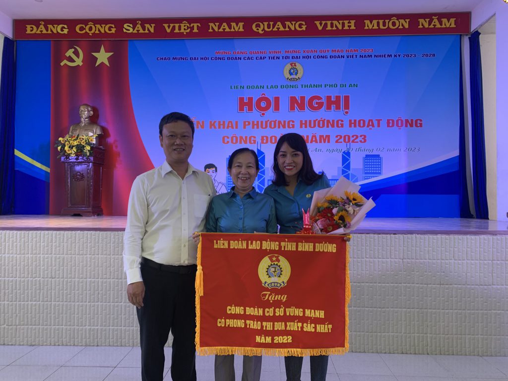 Nam Việt Công đoàn cơ sở vững mạnh 2022