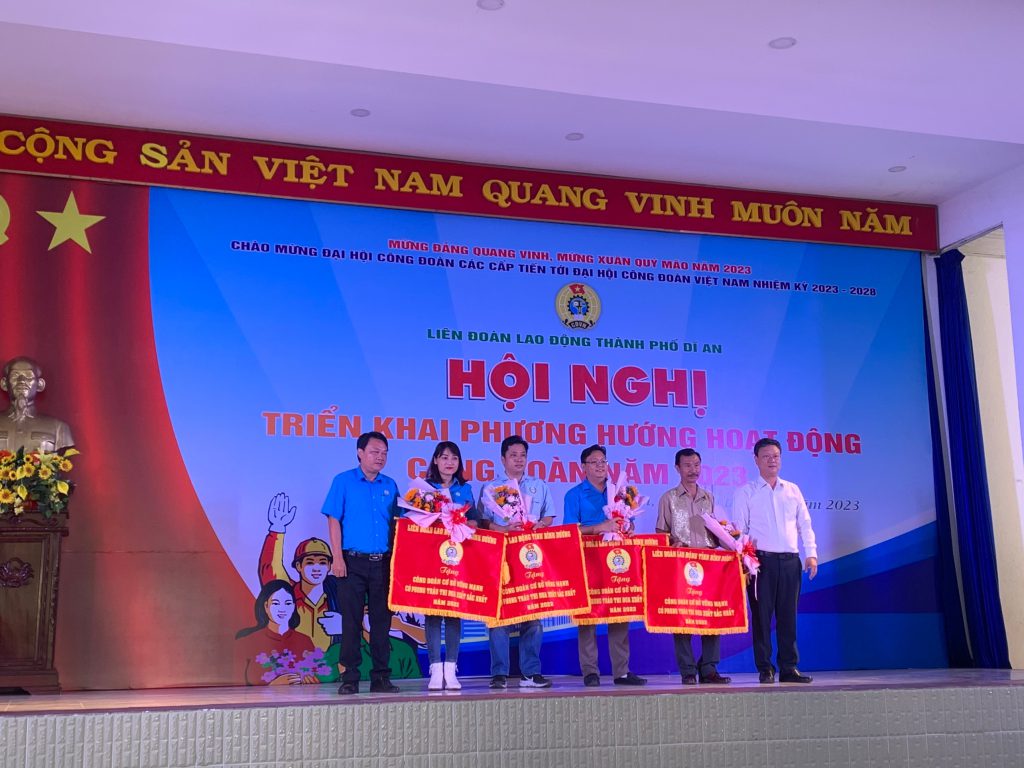 Nam Việt Công đoàn cơ sở vững mạnh 2022