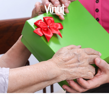 quà tết cho người cao tuổi