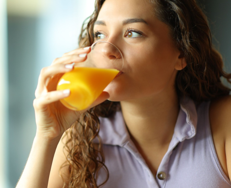 uống nước ép trái cây, vinut nước giải khát